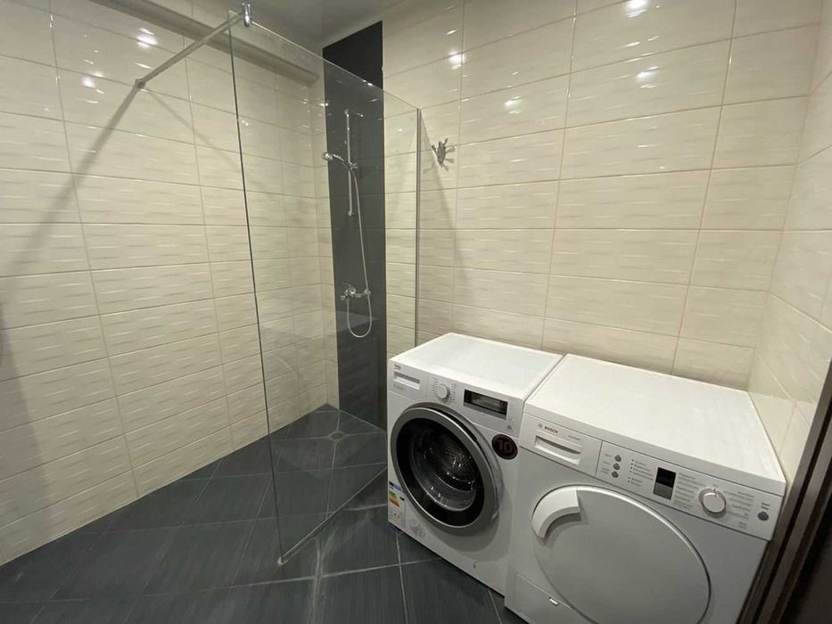 Дава се под наем Тристаен апартамент в Варна, Лятно кино Тракия - 100 кв.м за 598.23 € - Снимка #13