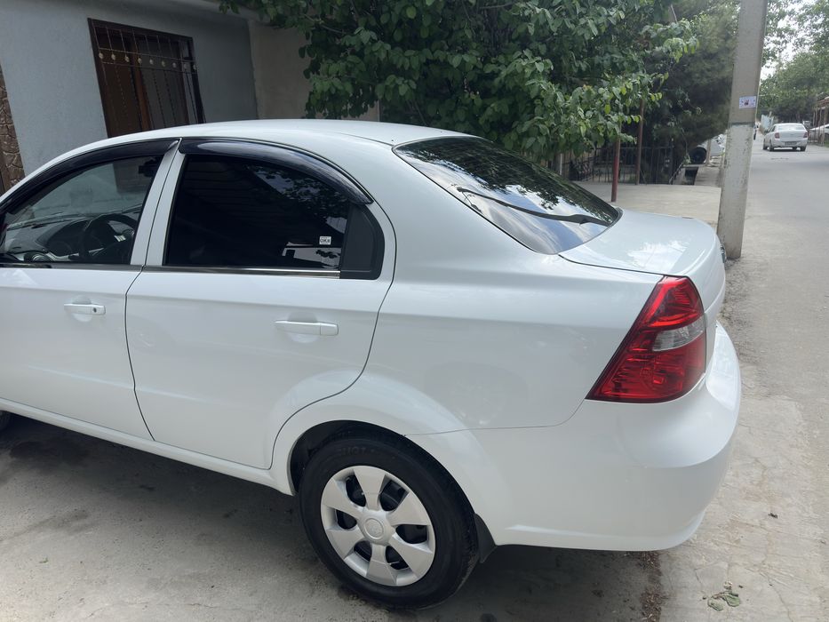 Продам nexia 3 в идеальном состояние