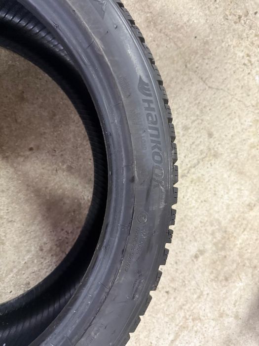 Anvelope 245 40 19 Hankook iarna 2024 ca Noi