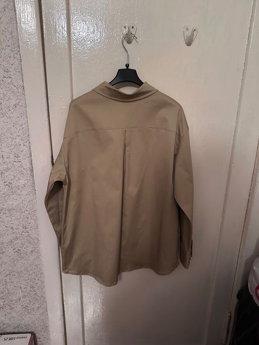 Продам женскую куртку-рубашку Pink island