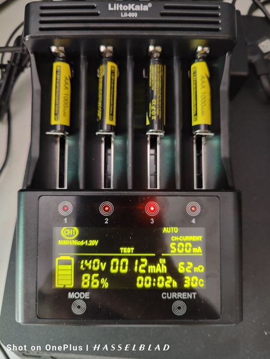 Зарядни устройства за всички типове и модели презареждащи батерии проф