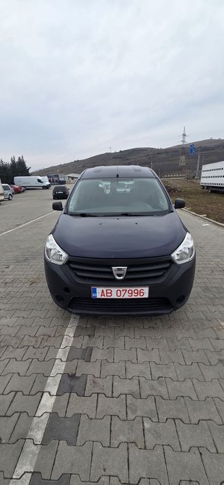 Vand Dacia dokker