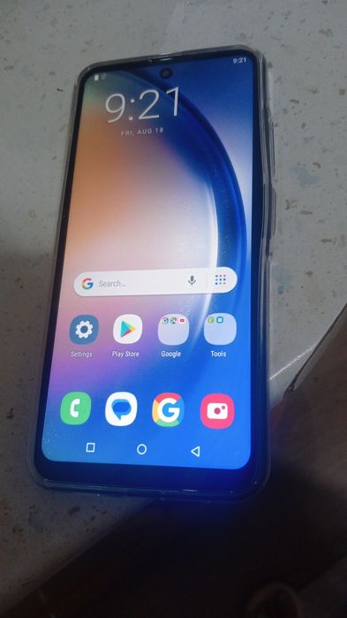 Продам новый телефон