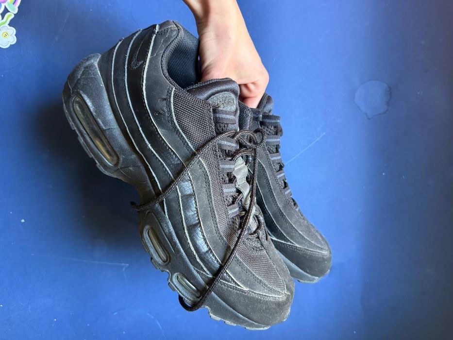 Nike Air Max 95 Черни с Велур 43 нр