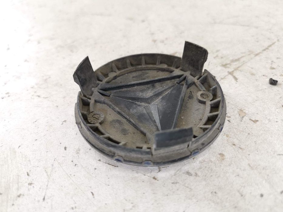 Оригинален капак за джанта в добро състояние / Originalen kapak za dzh