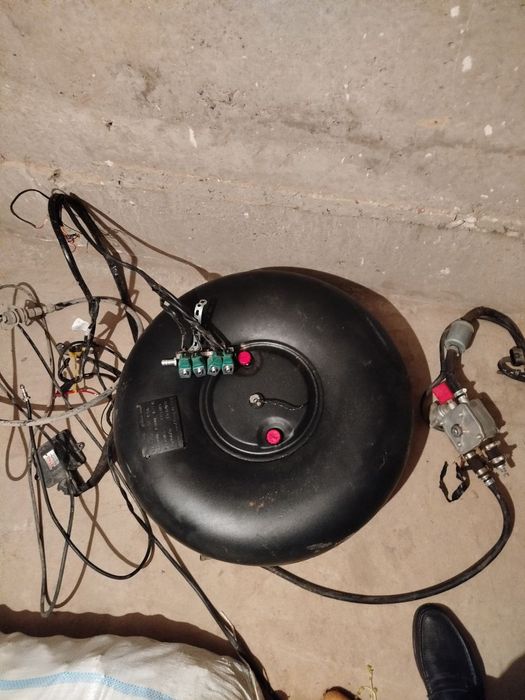 Газ балон сотилади...