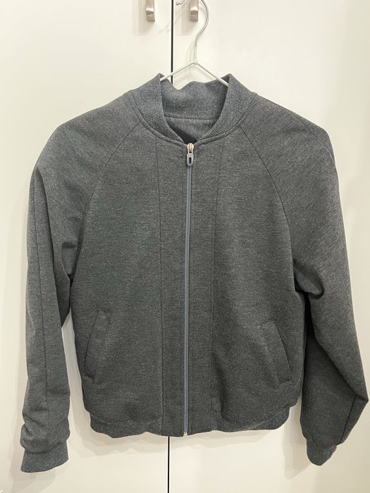 Продам Бомбер серый