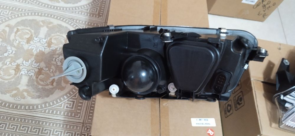 Фары Пассат В5+  Passat B5+ дубликат