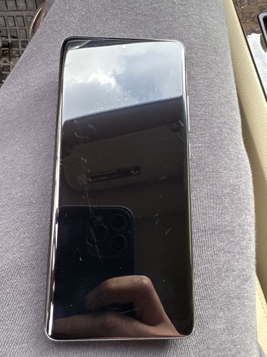 Xiaomi 12 256 GB- пълен комлект.