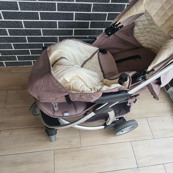 Коляска прогулочная babyton