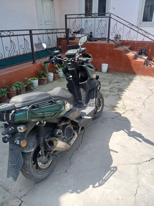 Skuter Moped GST tank