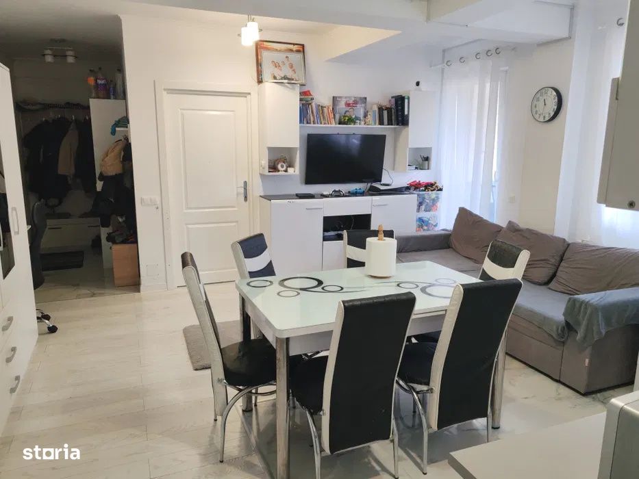 Aparament 3 camere  57 MP, etaj 2, balcon, parcare inclusa in pret