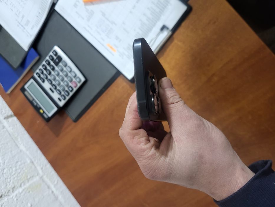 Iphone 16 pro 128 esim