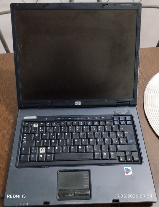Laptop  hp compacq nc 6120 pentru piese