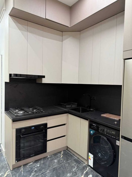 Кирпичная новостройка, 3-комнатная, 77 м², 4 этаж, Юнусабад`