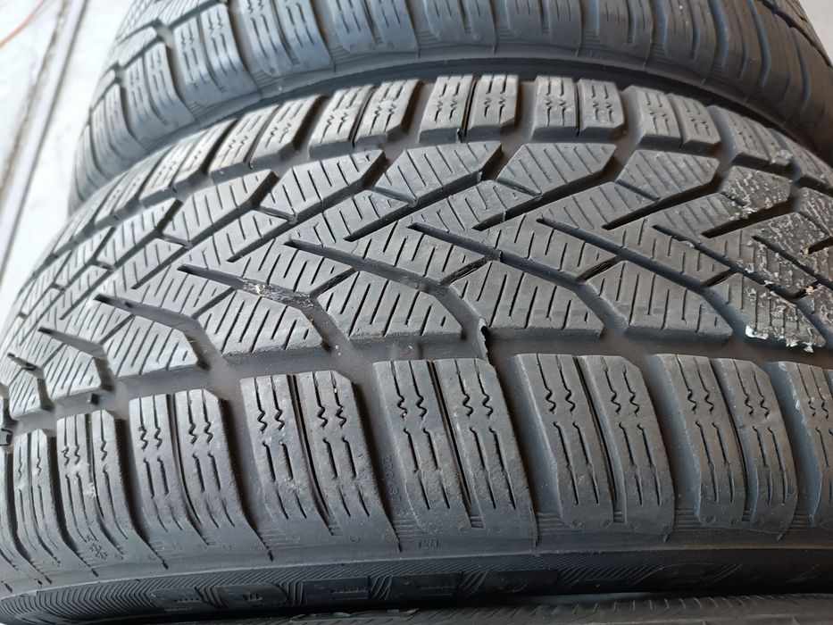 Anvelope iarna 205 55 16 Semperit