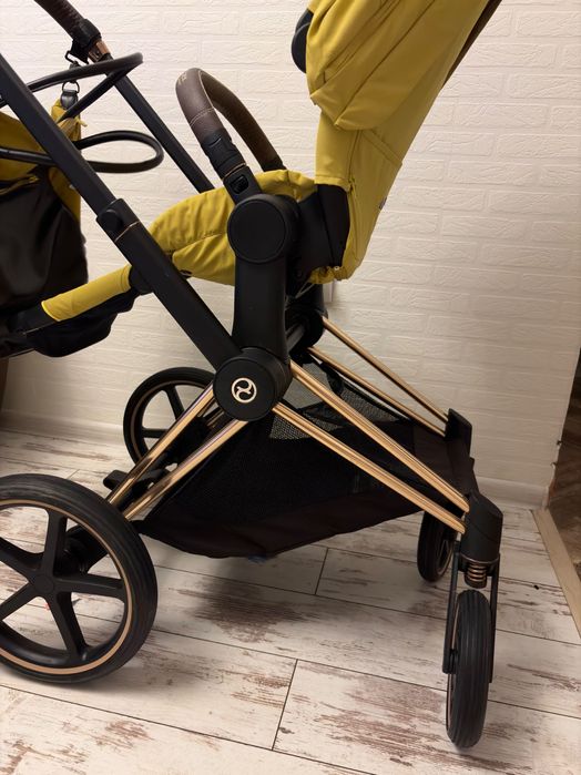 Шаси priam 3 с летен кош и чанта