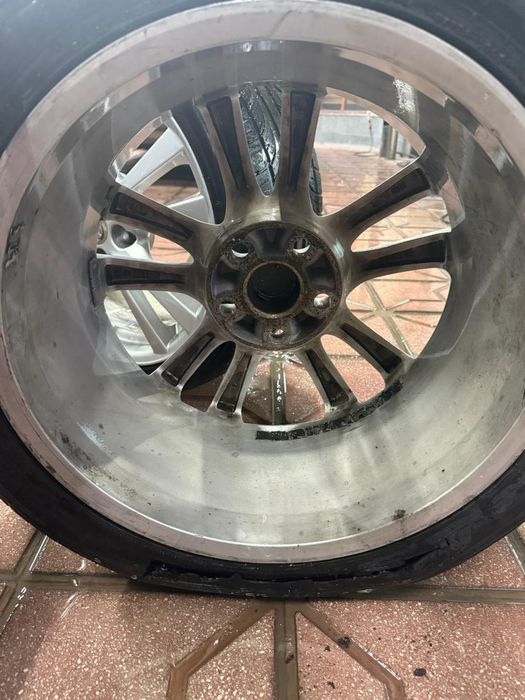 диски от Тойота камри R17