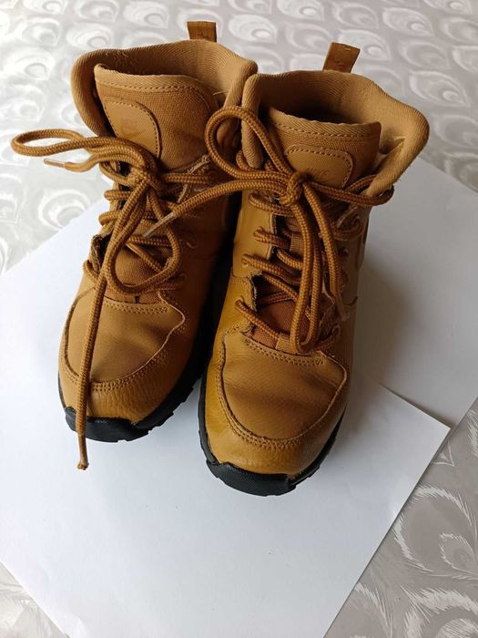 Спортни детски  обувки Nike Manoa, Timberland