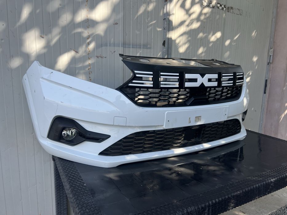 Bara fata dacia logan 3 facelift