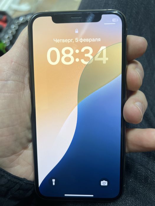 Продаю Айфон 11 Pro