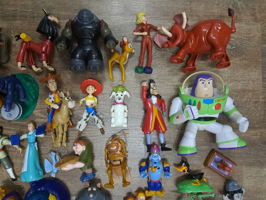 Lot 50 figurine (majoritatea Happy Meal Mc Donalds, vintage)