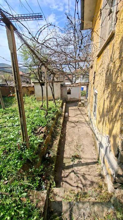 Продава се Къща в с. Елхово, Област Стара Загора - 120 кв.м за 107 €/кв.м - Снимка #1