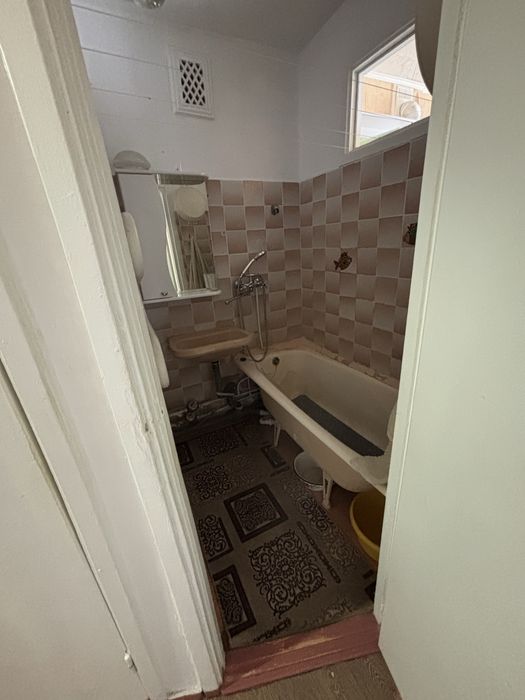 Продам 2 комнатную квартиру