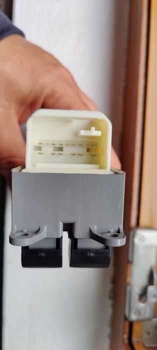 Modul butoane geamuri RAV4 2014