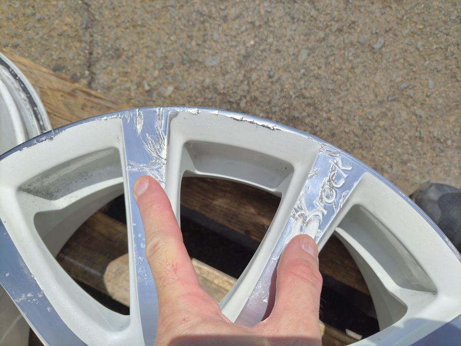 17 цола 5 х 120 мм БМВ - 7,5 инча / ЕТ 35