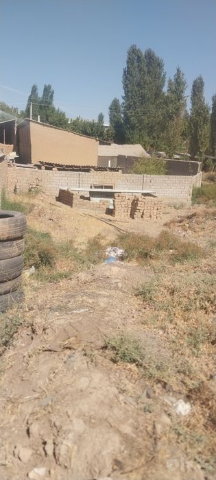 Йер сотилади 1.5 сотих нархи 16000 обший