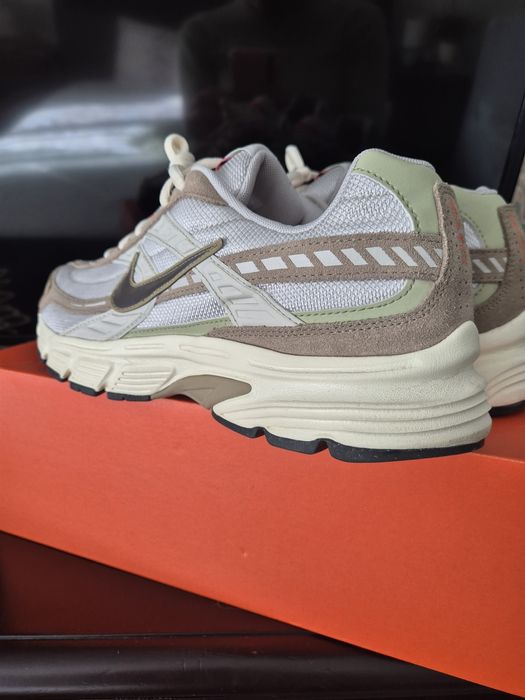 Маратонки NIKE Initiator 44 размер