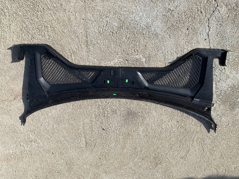 Grile stergatoare interior motor BMW X5 f16 si X6 F16