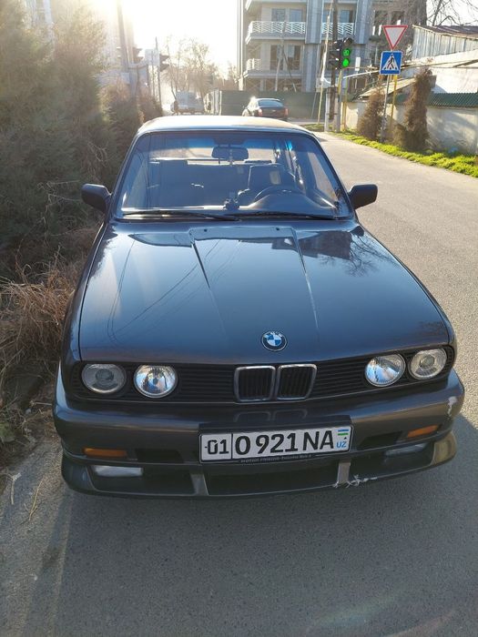 Продам BMW e30 1984 года