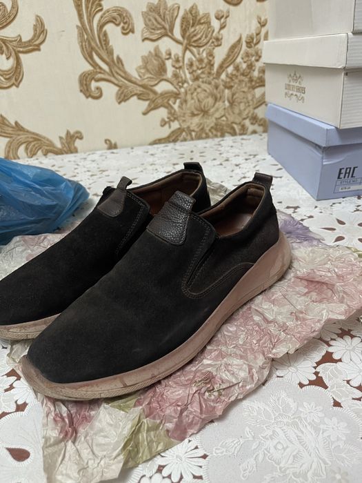 erkaklar oyoq kiyimi juda yaxshi holatda