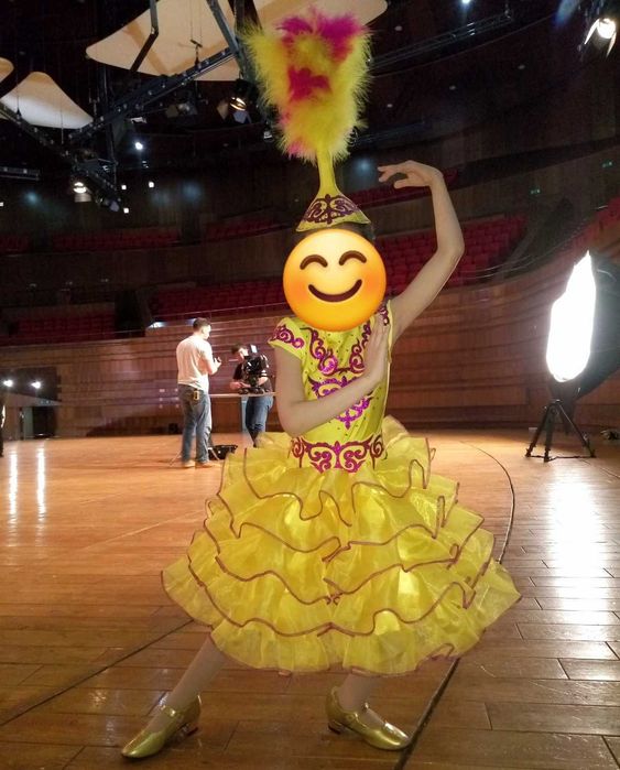 Казахский национальный костюм для девочки