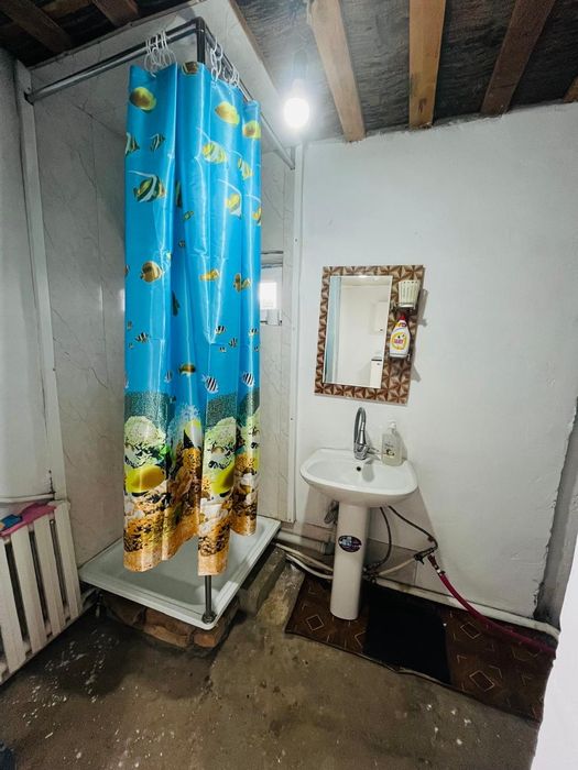 Продаём дом добротный на красном камне