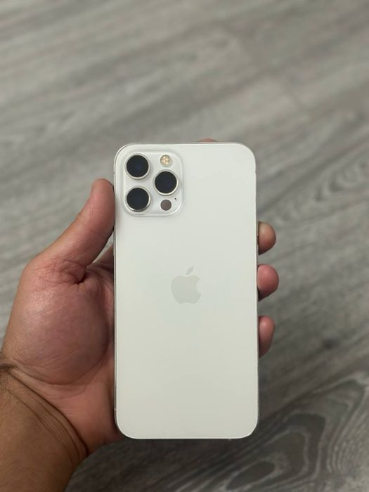 Продам iphone 12pro max в идеале