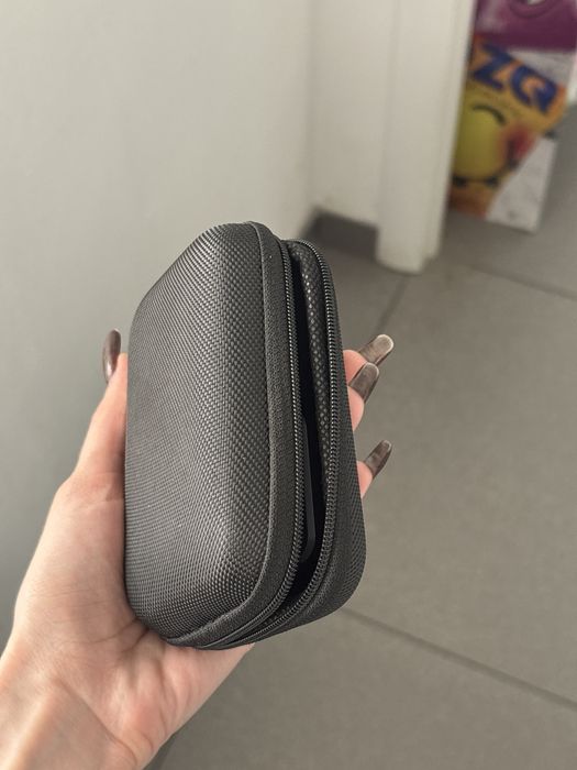 Петлички микрофон