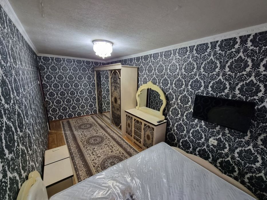 Сдаётся 2х ком кв люкс на Микрорайоне!!!