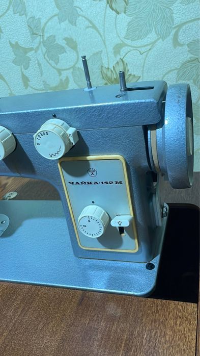 Швейная машинка чайка с электроприводом