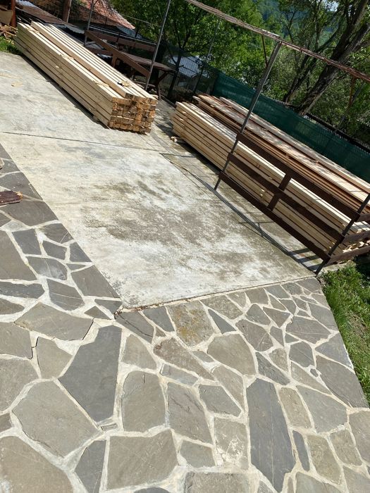 Vand lemn detalii la nr de tel : 0732074050