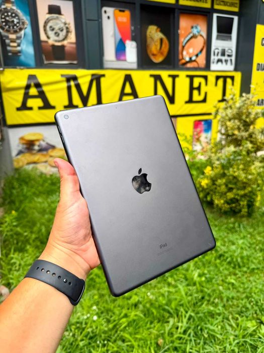 iPad 10.2 Generatia a 7-a / 32GB / WiFi + Husa si Stilou