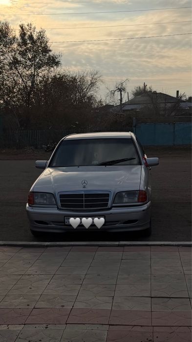 Mercedes C class W202