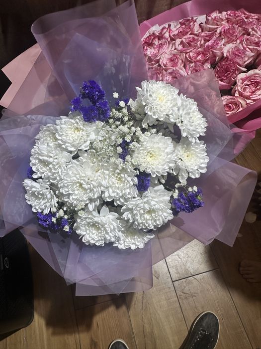 Продам вчерашние цветы в хорошем состоянии!