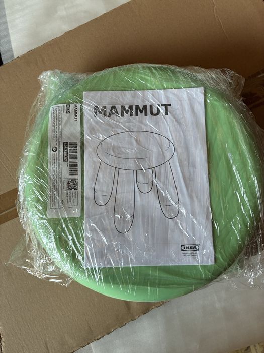 Set Nou Măsuță + 2 Scaune copii IKEA MAMMUT (Verde sau Galben)