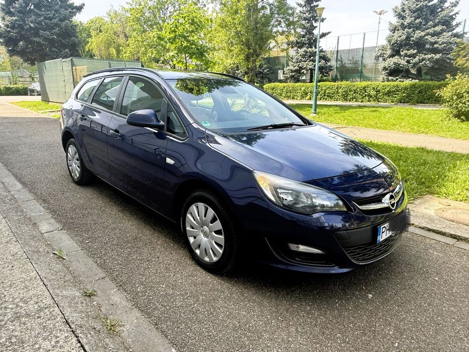 Opel Astra Opel Astra J 2014.1.6cdti 110cp Euro 6 Propietar