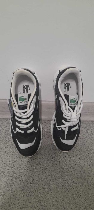 кроссовки LACOSTE новые