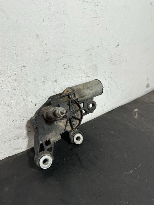 Motoras haion Volkswagen Vw Golf 4 1J6955711G