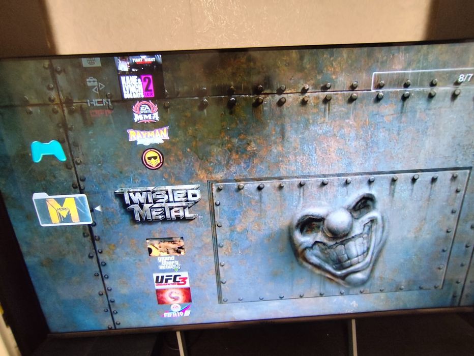 Продаю сони PS 3 супер слим